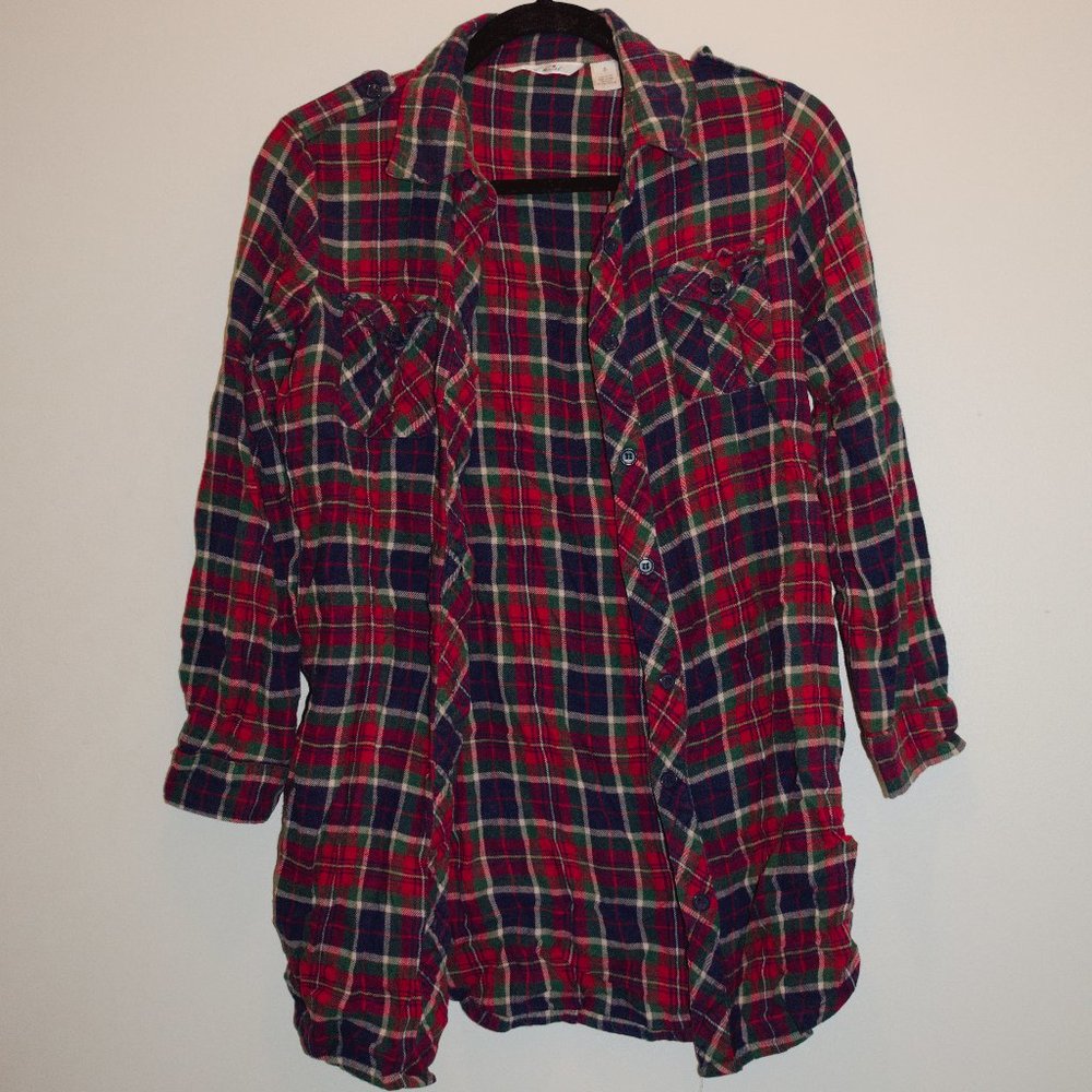 Basic Flannel Long Sleeve Button-Up